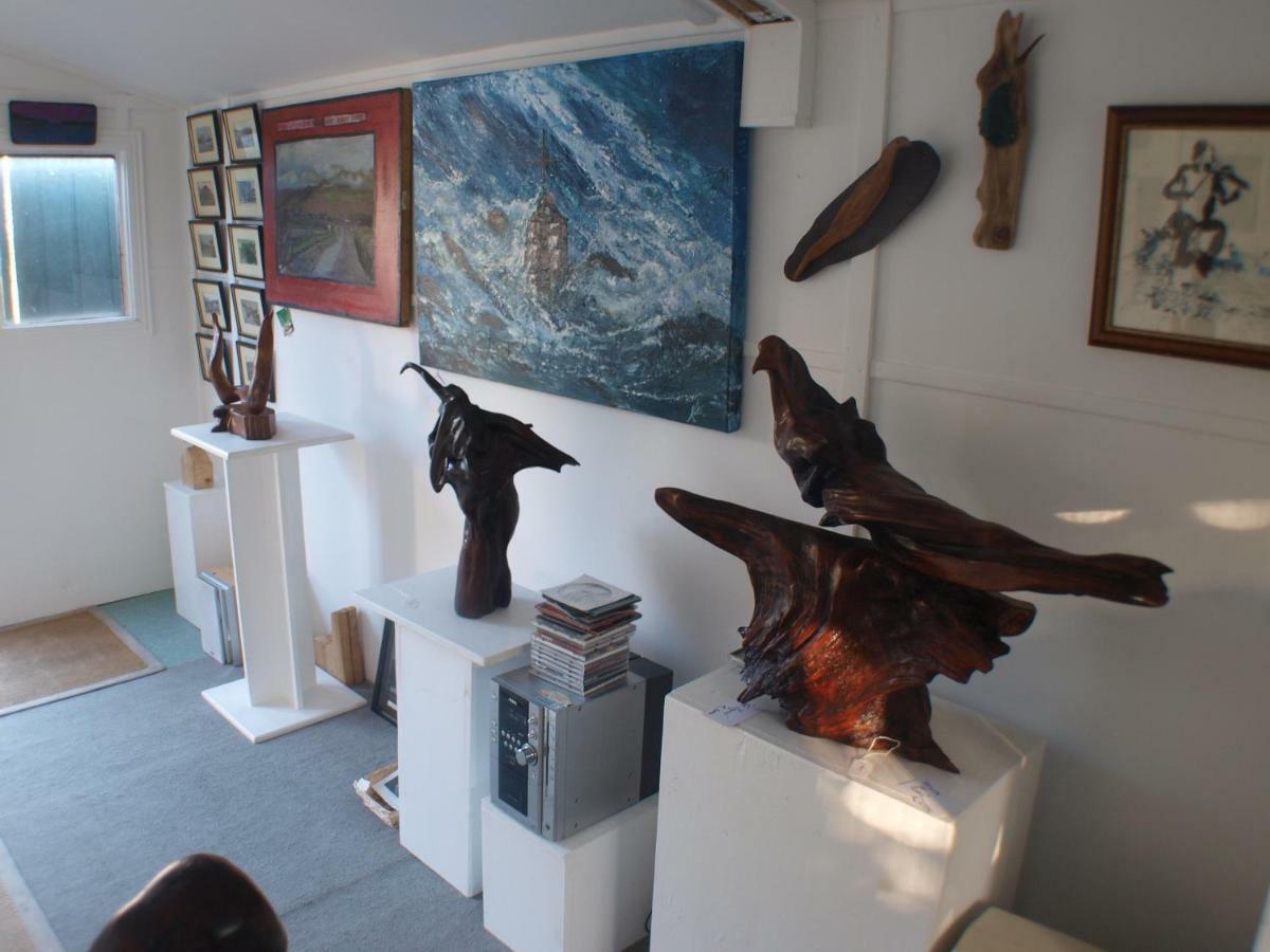 Lakefield Gallery Keel  Exteriör bild